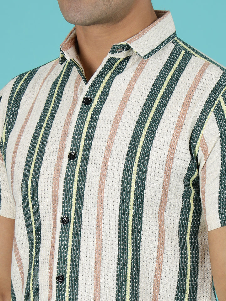 Men Standard Opaque Striped Casual Shirt Dvilla